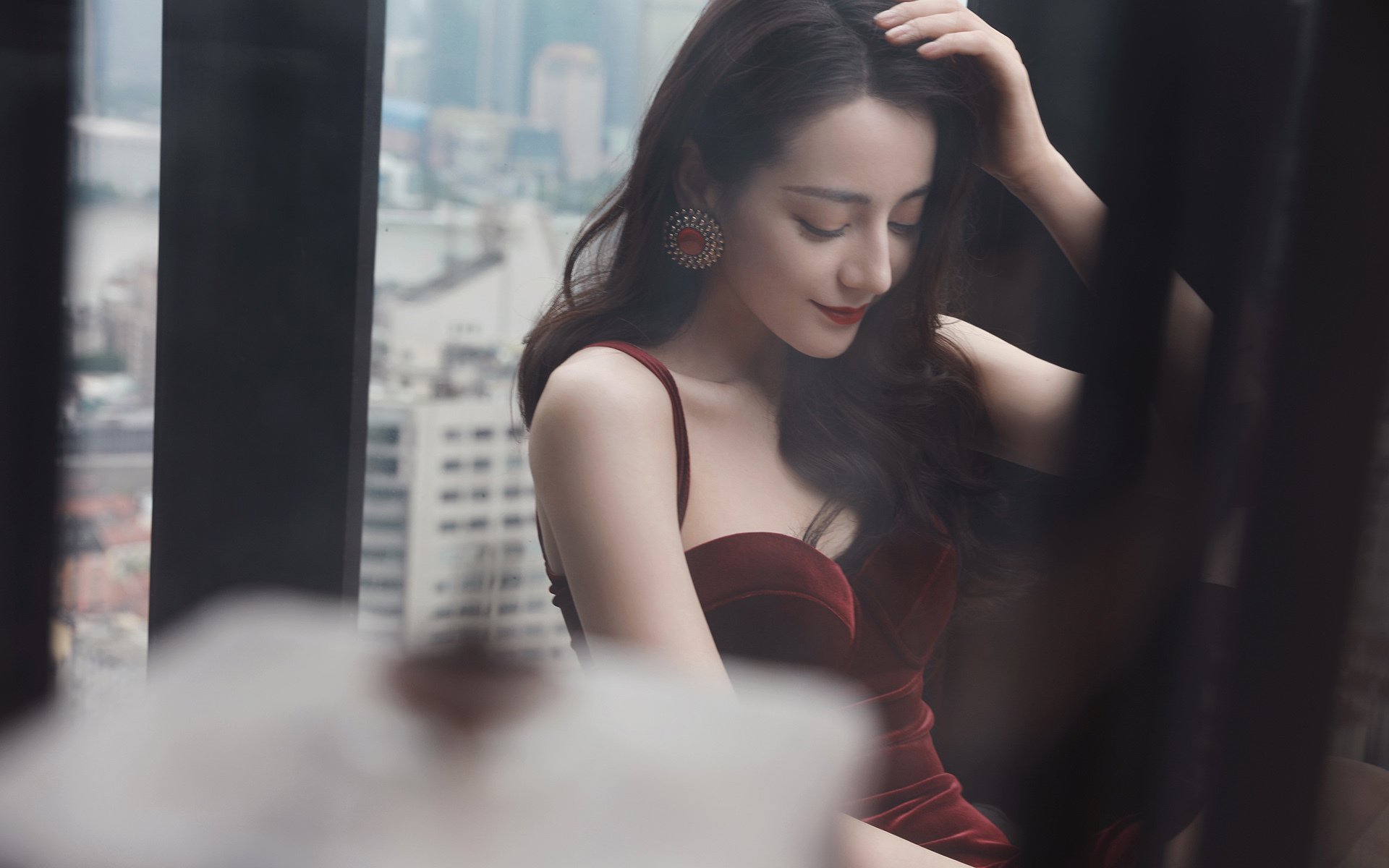 史上“最硬核”防守：他连续多场封堵对手得分线，成为比赛中的“黑暗骑士”！