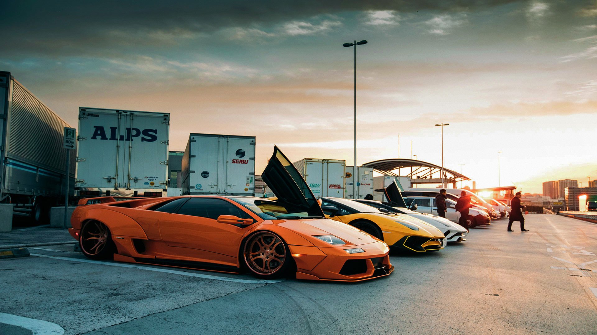 羽毛球世青赛中国队表现稳中有升，羽毛球世青赛三冠王